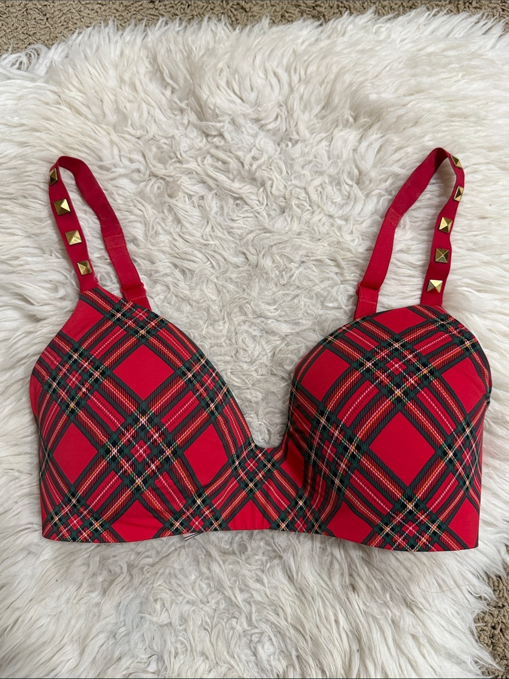 Victoria’s Secret Wireless Bra- Tartan
Punk print with Gold Studs 34 DD